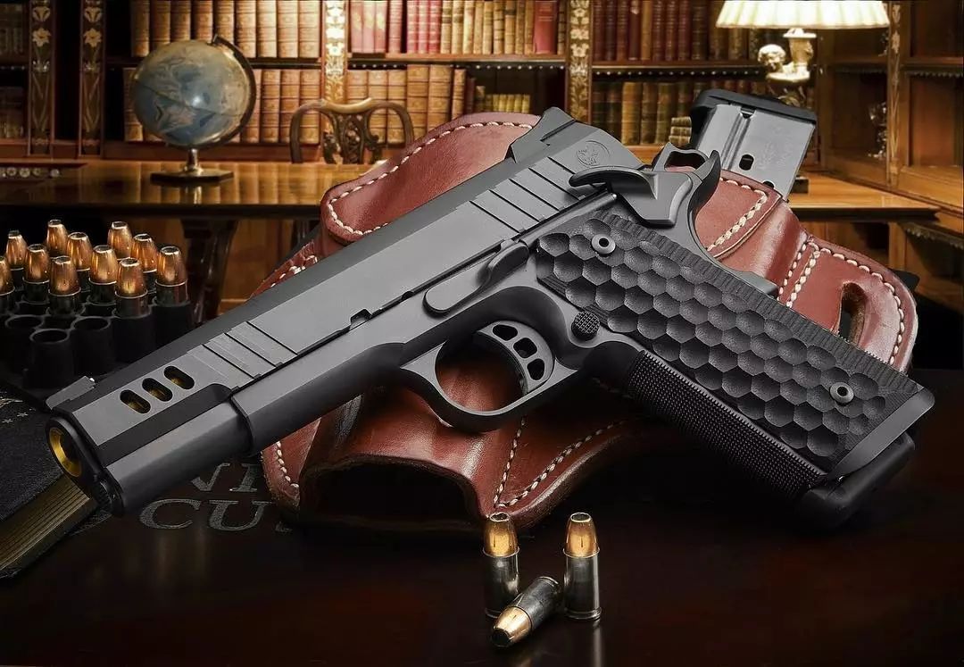 The preference of most players in the game, the longest serving pistol in the world, the US