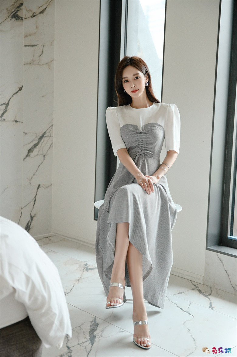 孙允珠丨田纳西俏皮青春高腰百褶长裙