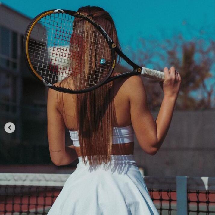 A sports-loving foreign beauty, NickyGile's photo shoot at the tennis court - iNEWS