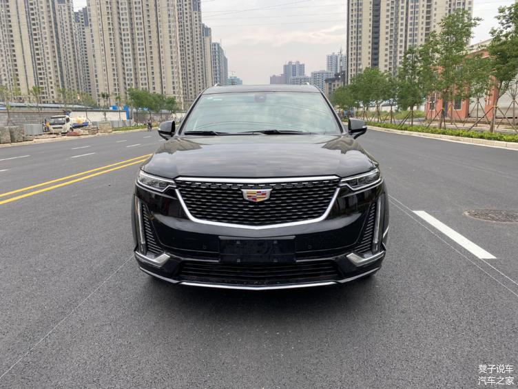 The most costeffective luxury brand SUV, equipped with 2.0T+9AT, real shot 2022 Cadillac XT6