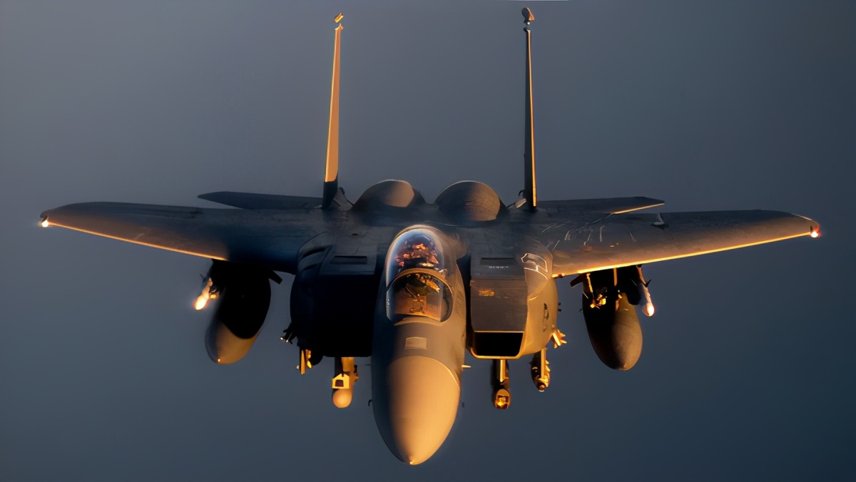 Only the F-20 can handle it? The latest U.S. F15 makes its first flight ...