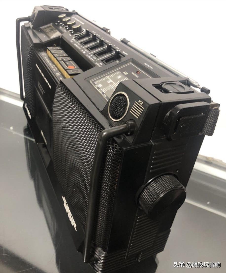 Retro national tape recorder, mac st5 stereo tape recorder sound iNEWS