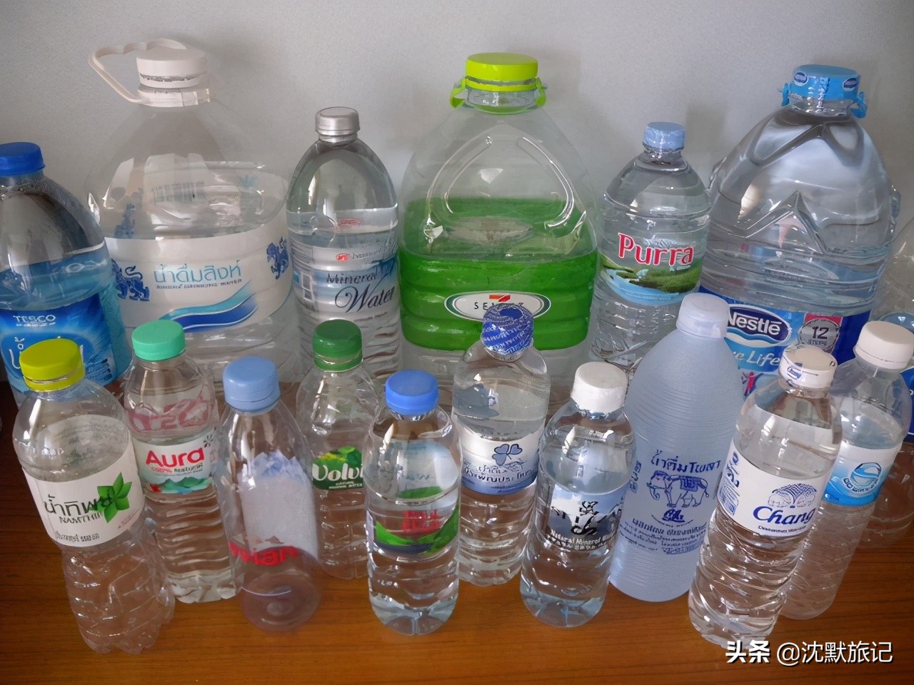 How much does a bottle of mineral water cost in Thailand? iNEWS