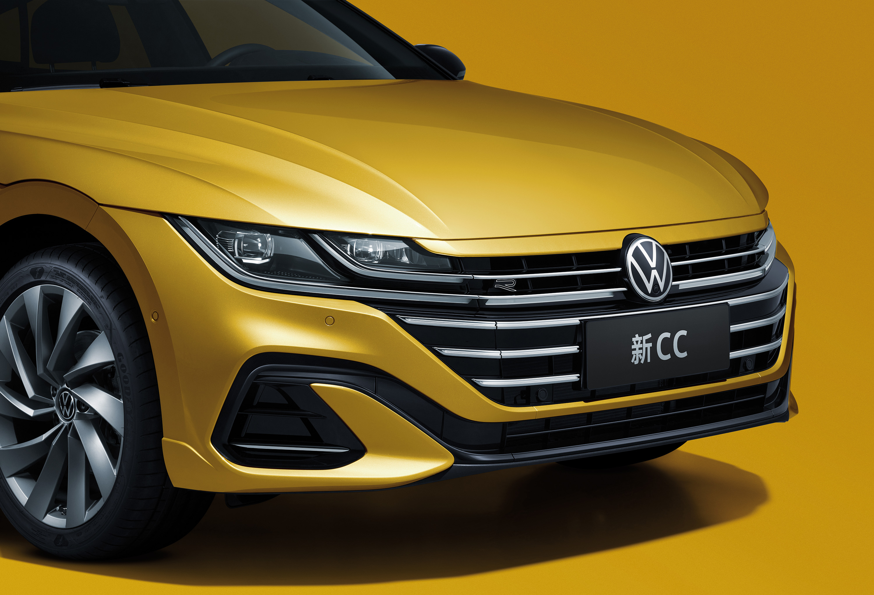 一汽大众新款cc家族正式上市售价24992999万元