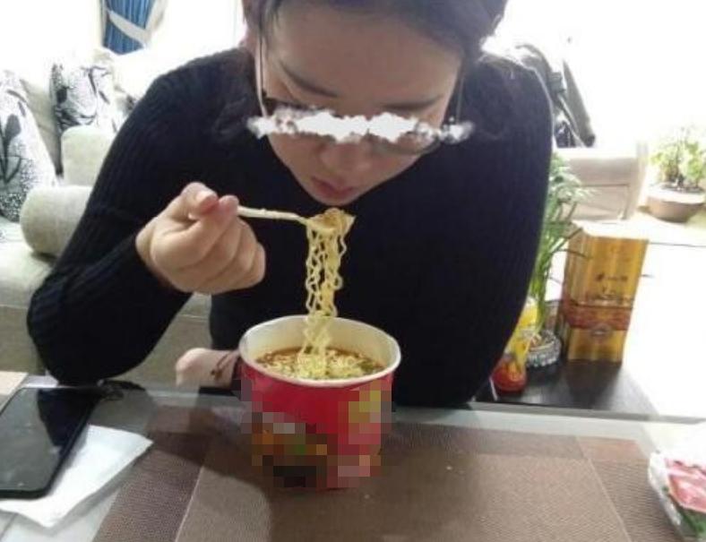 Can Bao Ma eat "instant noodles" during pregnancy?The nutritionist