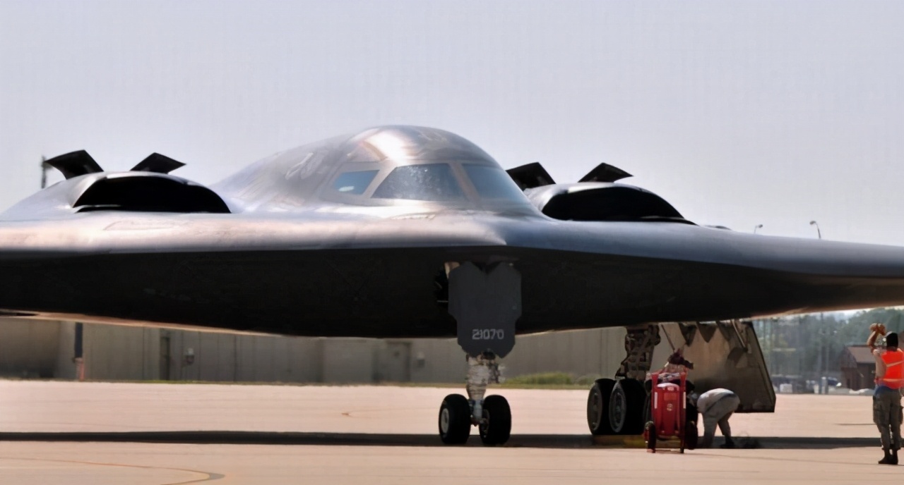 Dare to be the number one in the world?If the US B2 bomber strikes ...