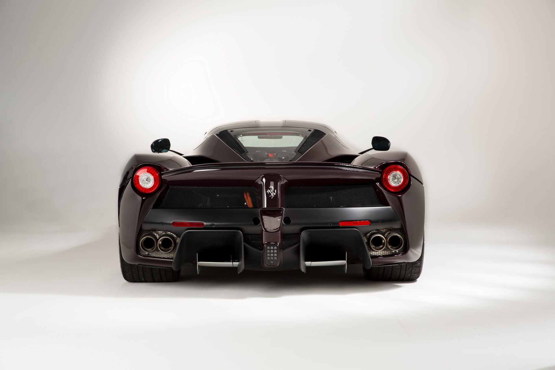 This burgundy Ferrari Rafa supercar only drove 1477 kilometers and is ...