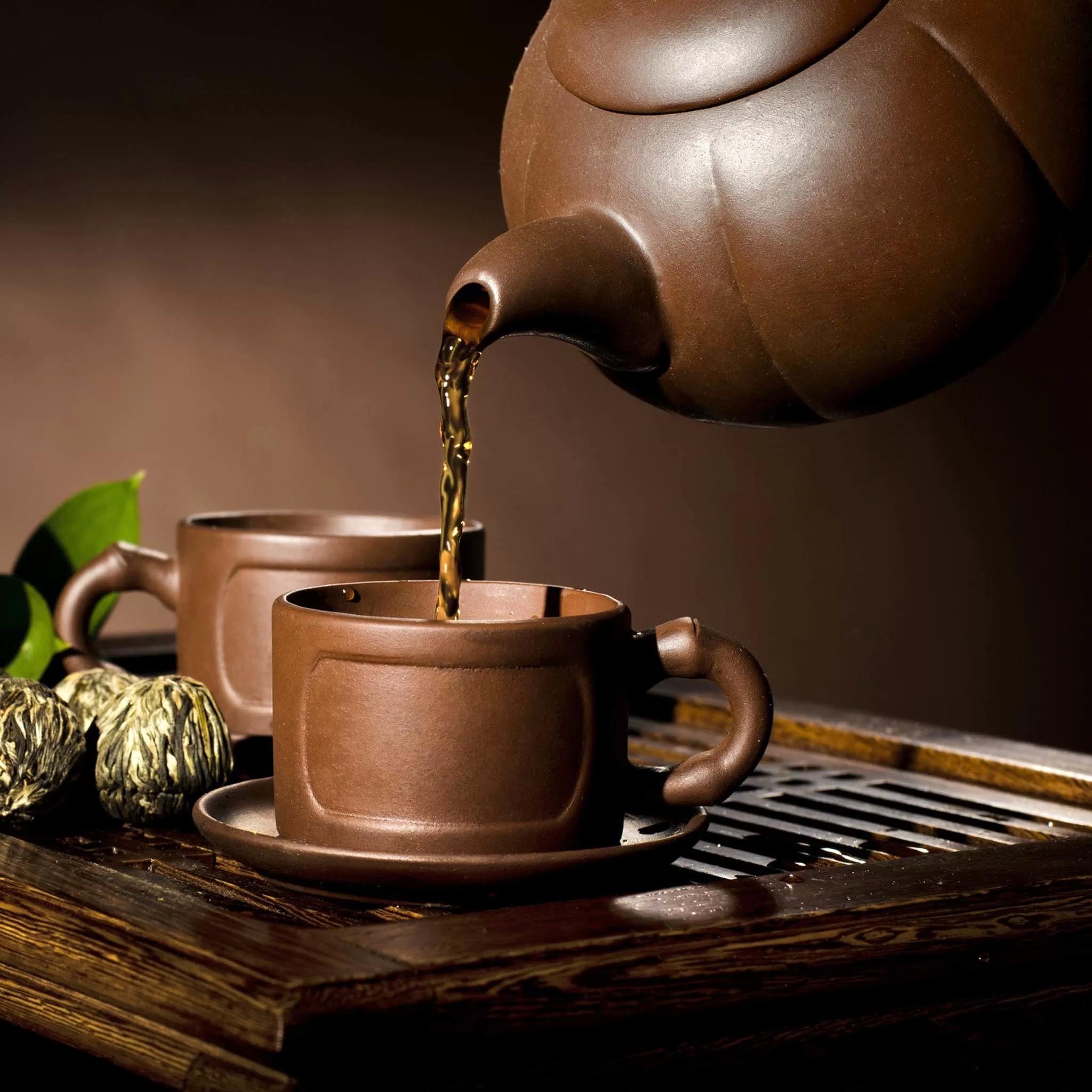 Caring for life starts with a glass of Hertz water, a guide for the