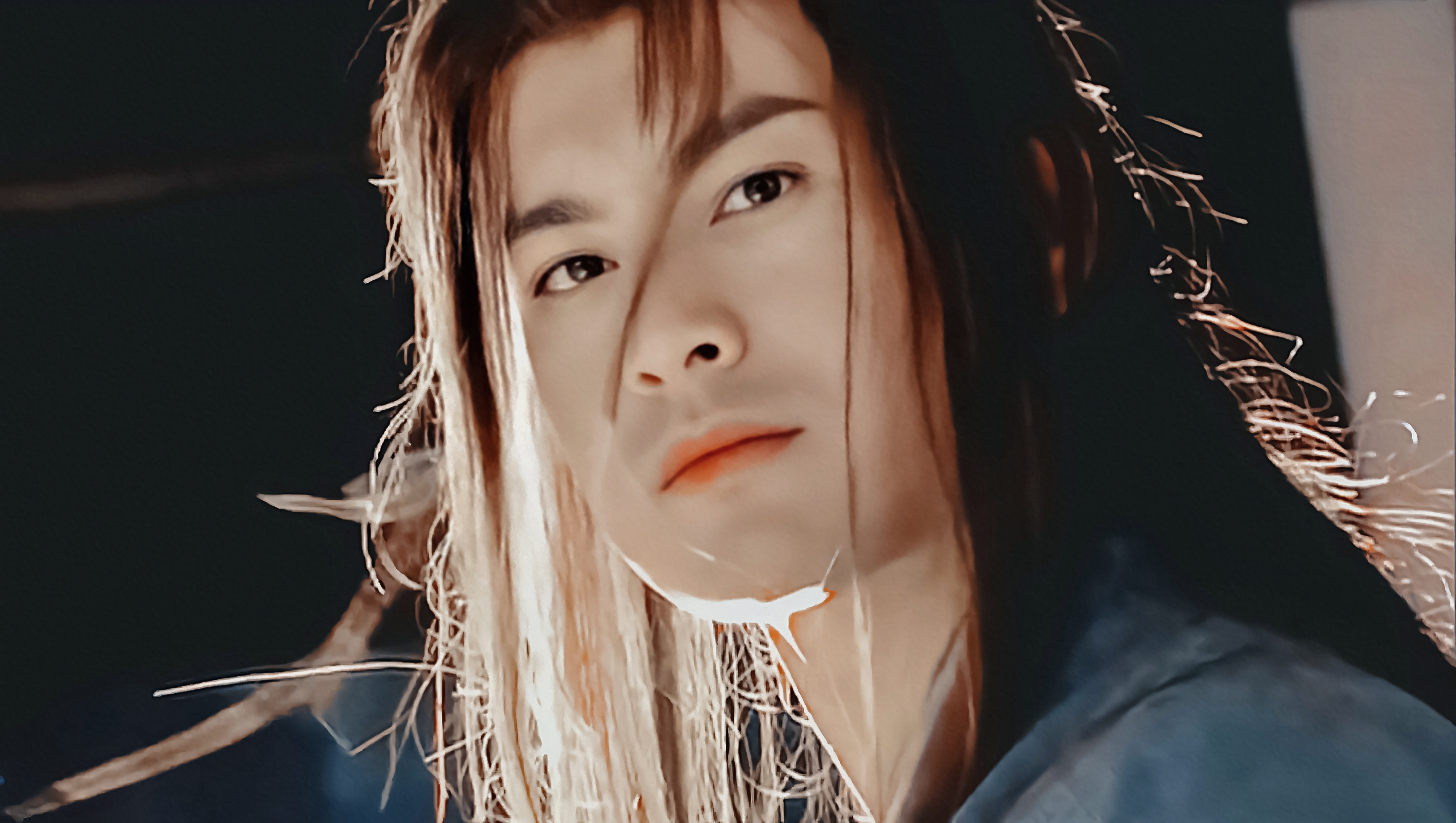 Zhao Wei and Huang Xiaoming collaborate on a new drama, 20 years later ...