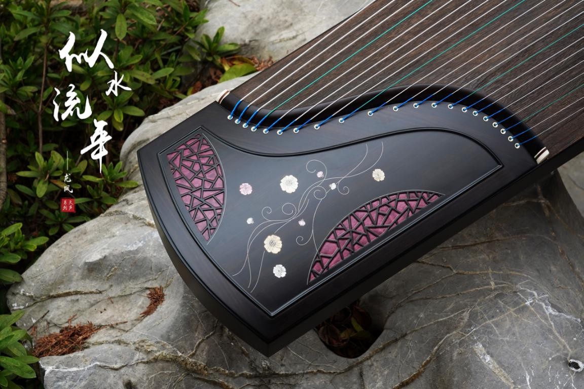There are thousands of Guzheng brands, and only "Tiansheng" is a friend