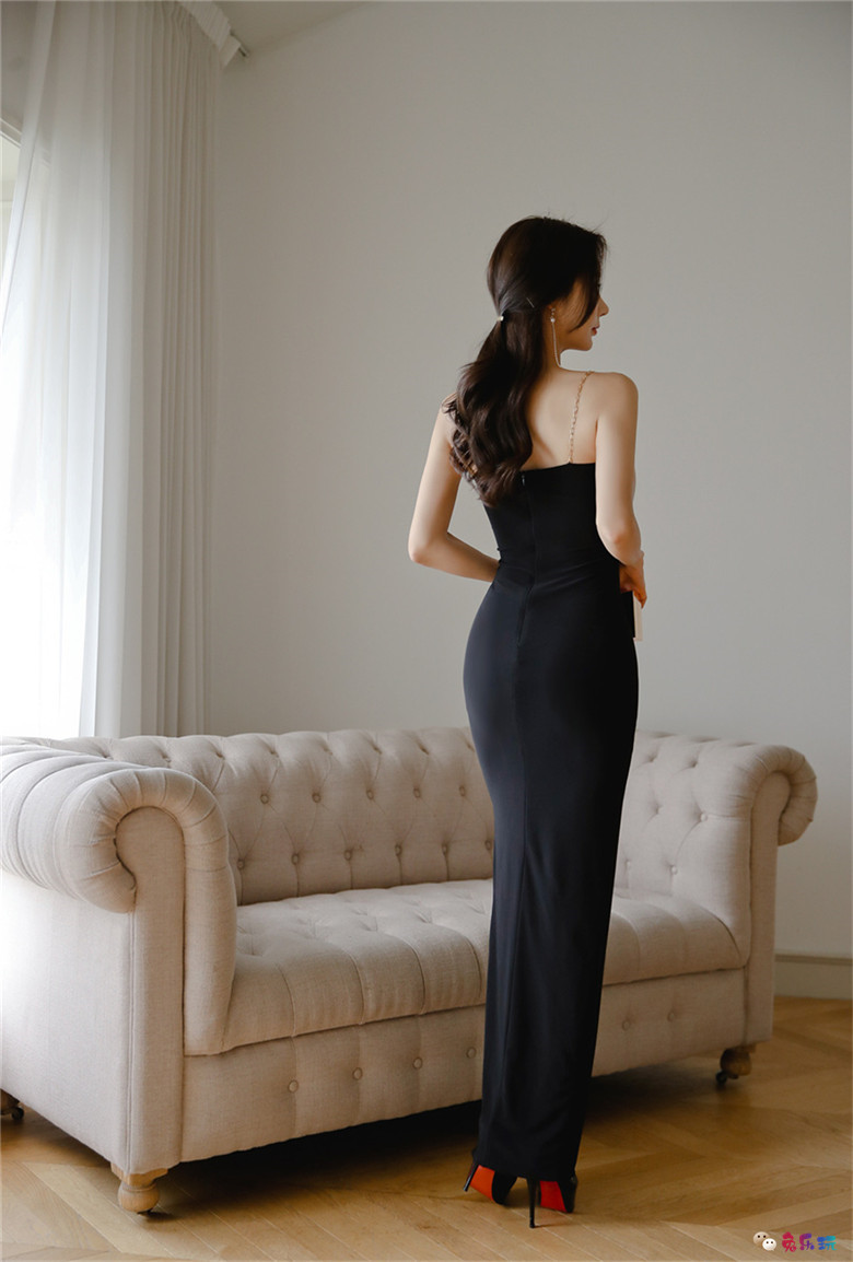 孙允珠丨杜鹃迷情浅紫涟漪丝绒晚礼裙