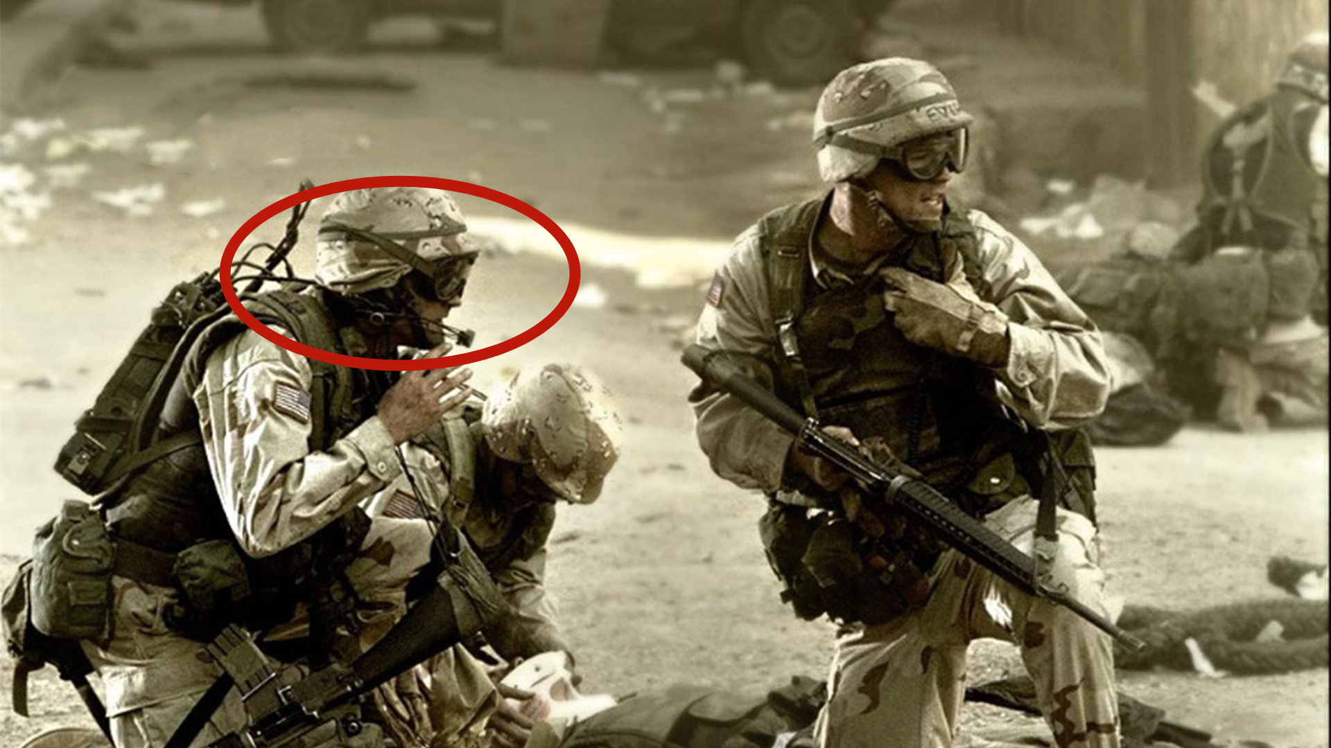 Why do American soldiers always wear goggles?Don't be fooled by war