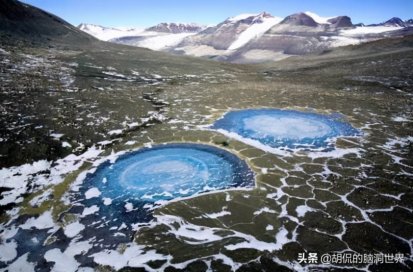 The largest desert on earth is actually in Antarctica!Why is there less