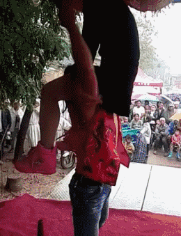 爆笑动图GIF：舔狗被女神无视，就是这个画面了！