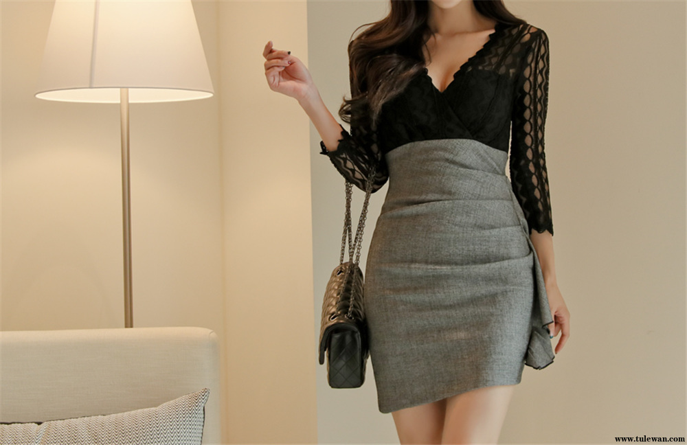 孙允珠丨丽花波浪涟漪雅黑透明雪纺裙