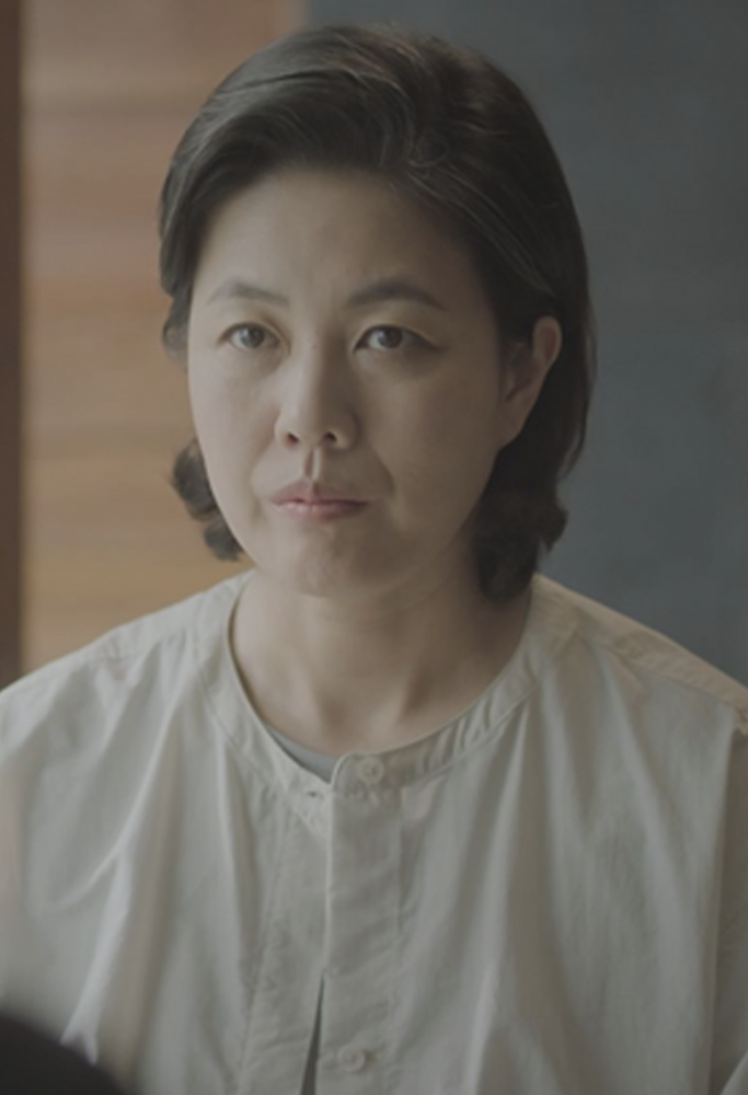 金正英(饰演平冈公主的乳母公孙夫人)