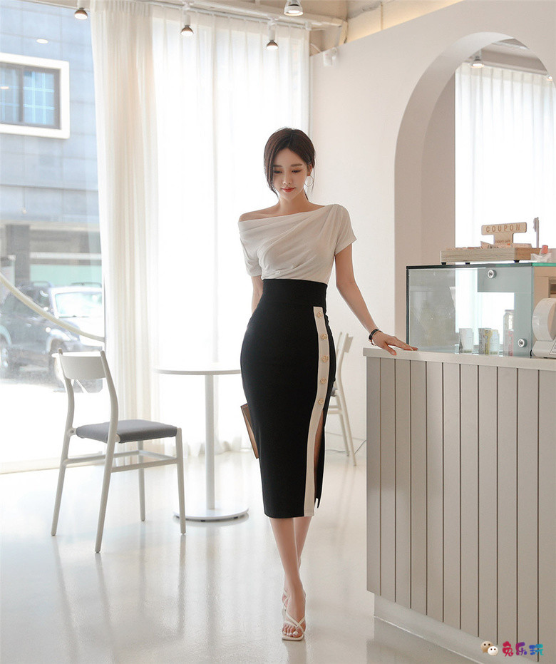 孙允珠丨奶白柔纱丝滑高雅贵气抹肩裙