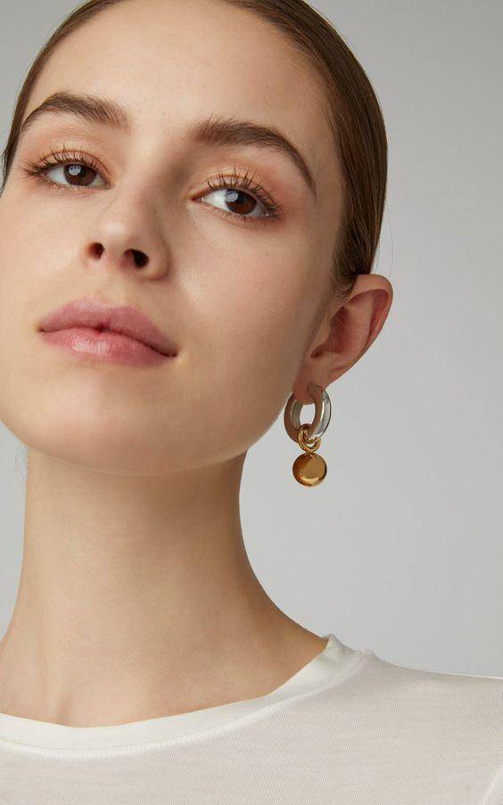 The "mud" rubbed off your face is not horny!How to exfoliate safely