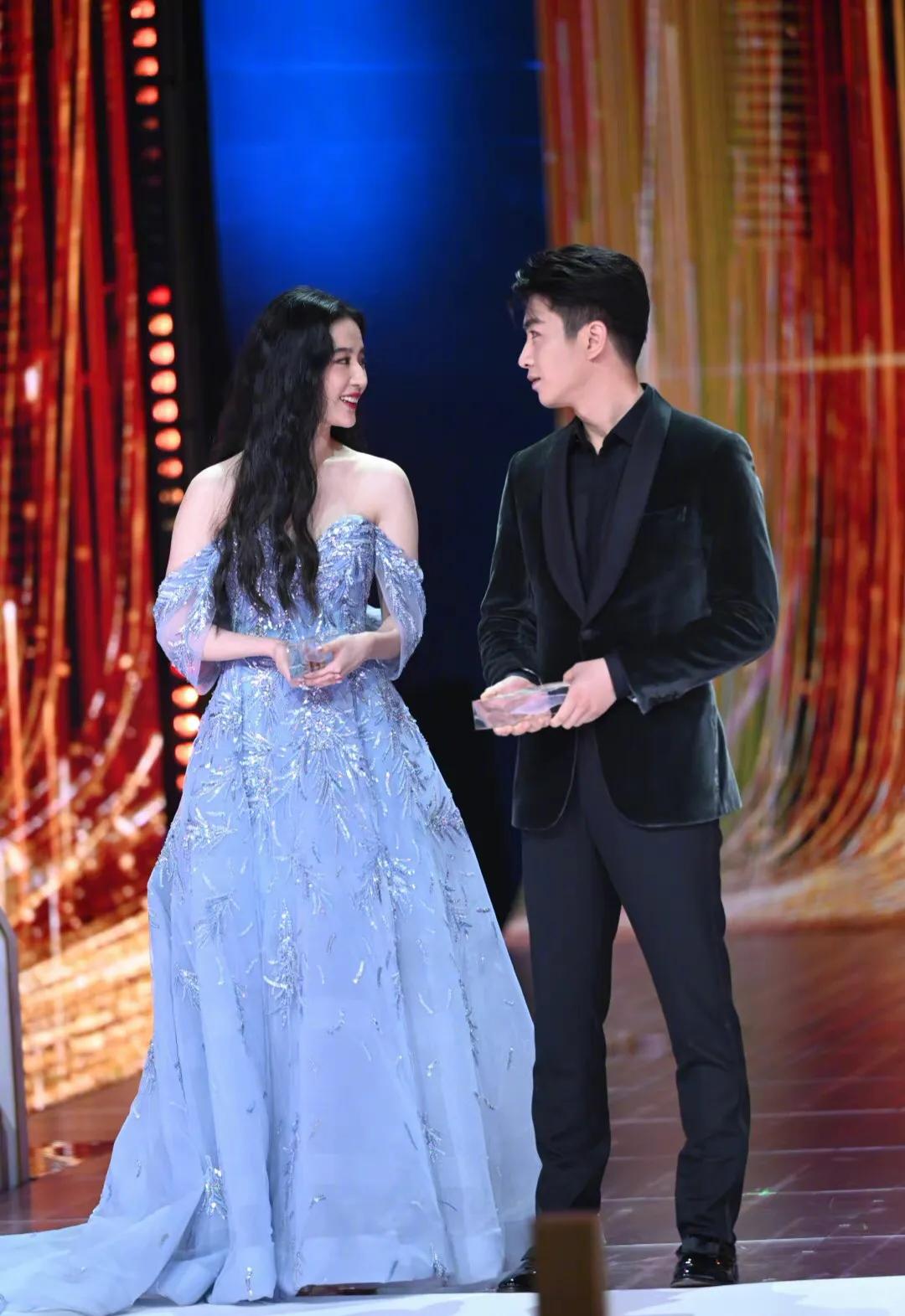 Liu Yifei and Chen Xiao?Chen Yanxi is about to cry - iNEWS