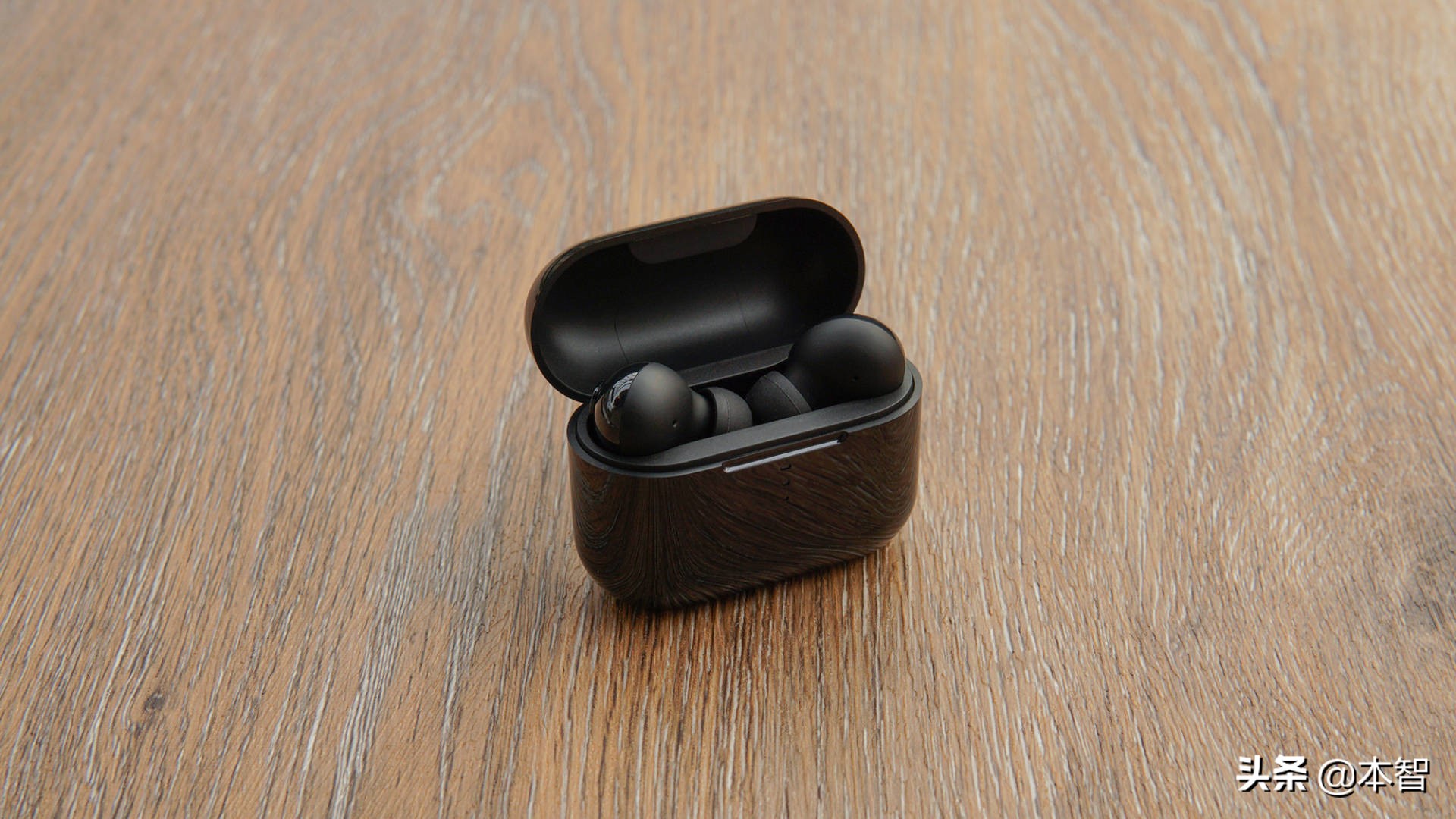 QCY T11 true wireless Bluetooth headset experience - iNEWS