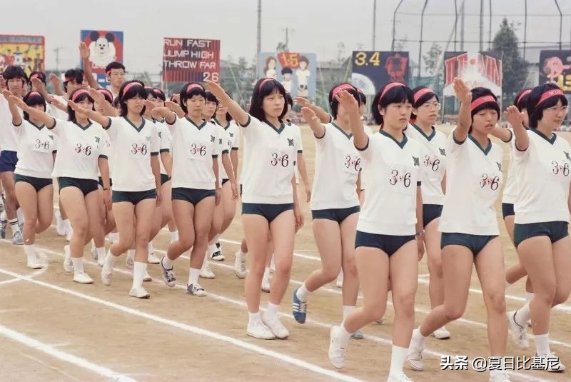 TIL: Bloomers, the short gym bottoms worn by Japanese girls in