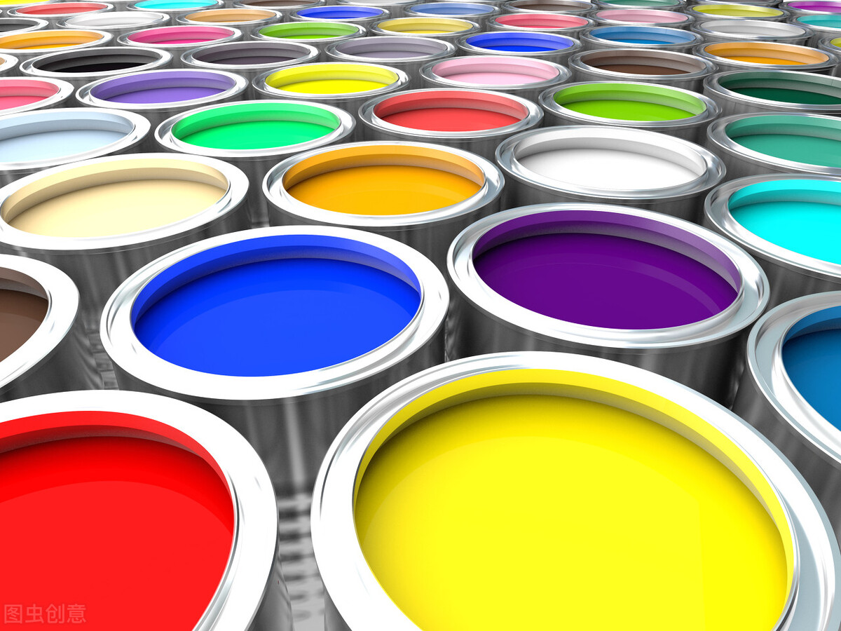 What are the main ingredients of paint thinner and what is the use of
