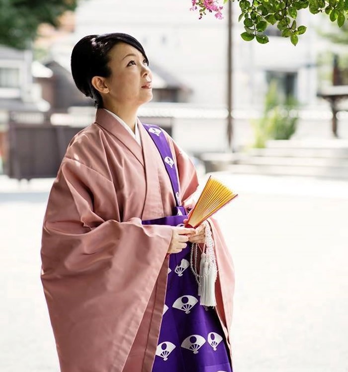 Female abbot of a Japanese temple: forced to date 35 times, fled to the ...