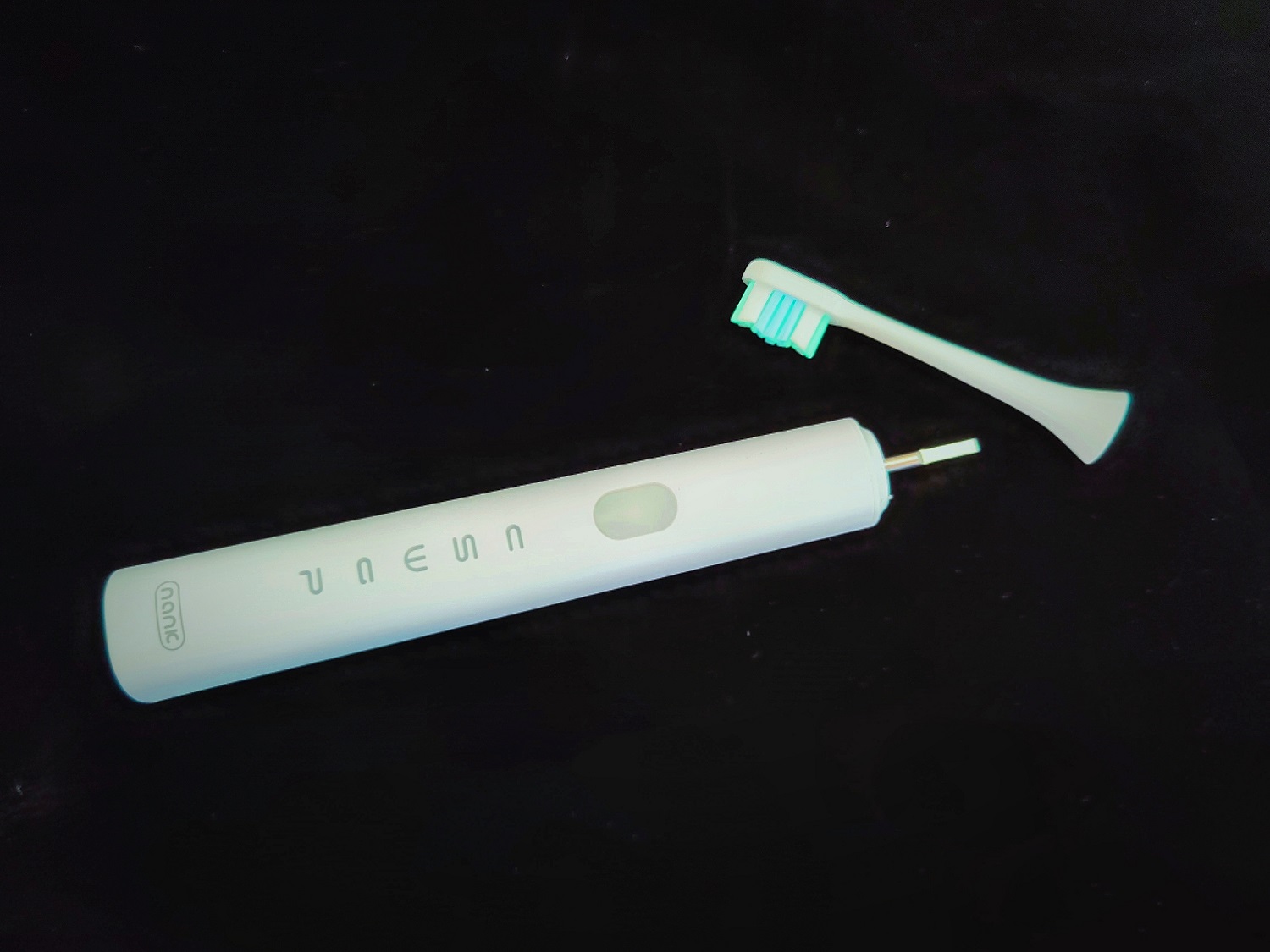 想要大白牙很简单，百元电动牙刷南卡Shiny初体验