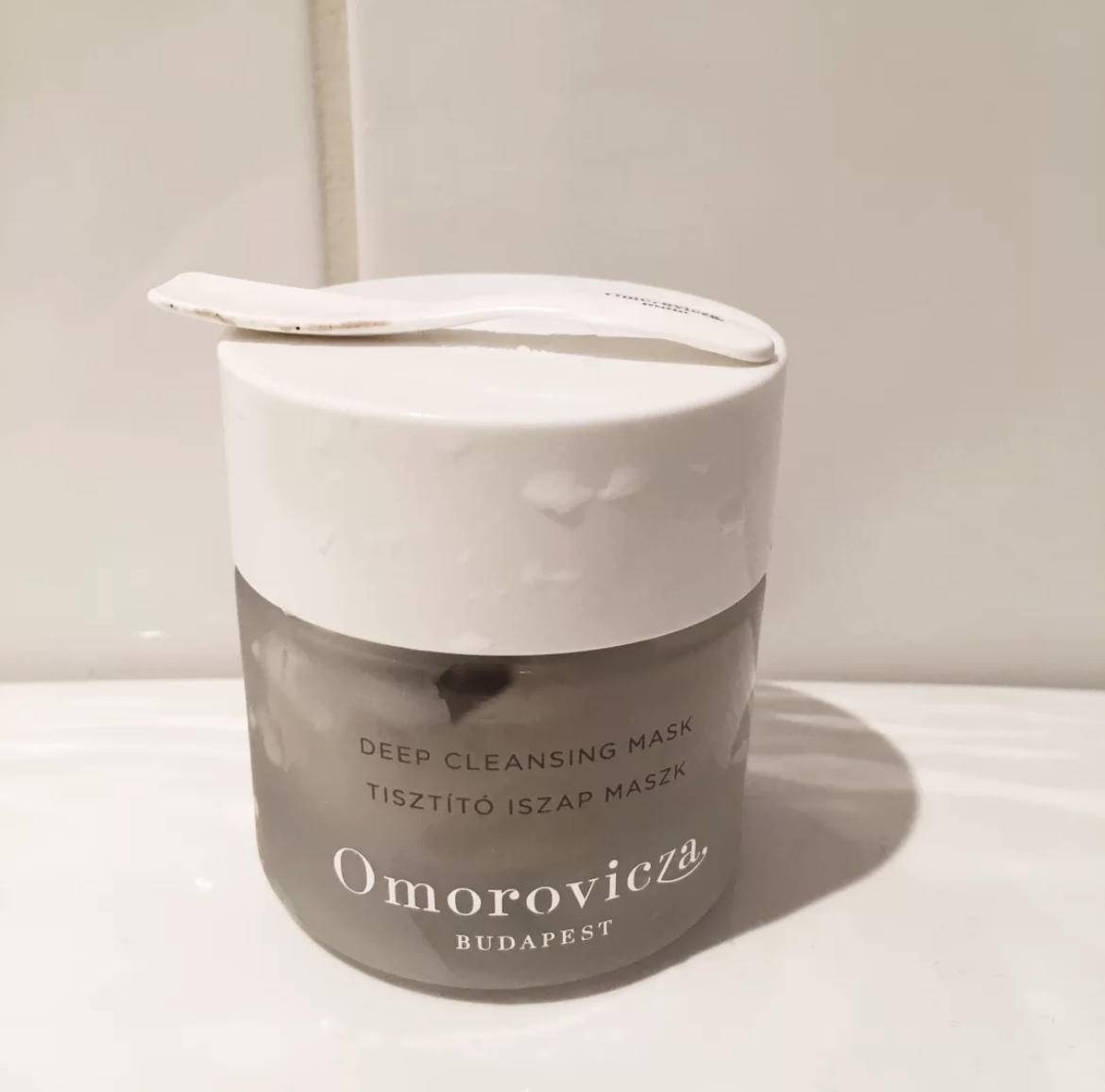 The "mud" rubbed off your face is not horny!How to exfoliate safely? iNEWS