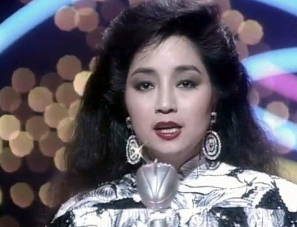 The eight singers who won the Golden Needle Award in the last century can truly be called the