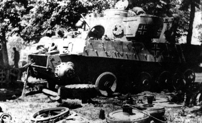 Battle of Debrecen: The German armored battalion defeated the Soviet ...