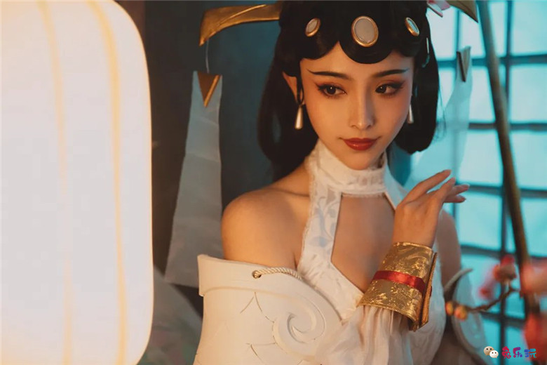 一小枝枝枝枝丨王者荣耀·大乔白蛇