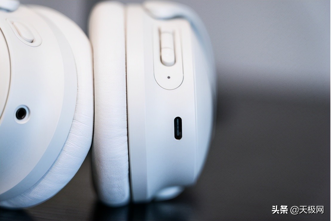 Mute the world, Bose 45 experience evaluation iNEWS