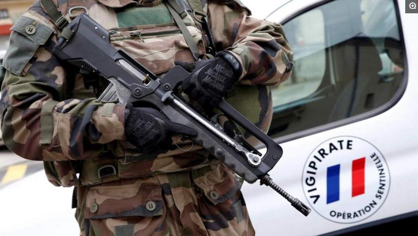 The conscience of Gaul military industry, FAMAS assault rifle - iNEWS