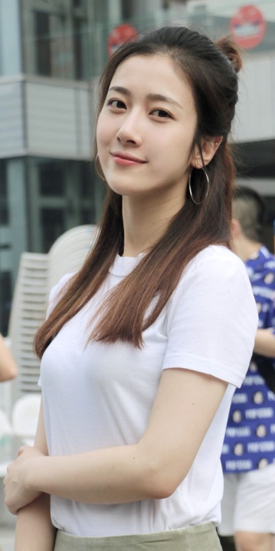 Yang Xinying, the former Beijing Film School's flower, is young and ...