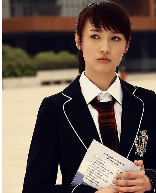 Count the boyfriends Zheng Shuang had made in those years iNEWS
