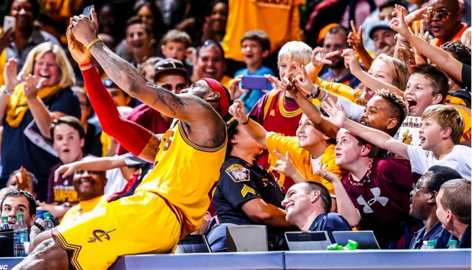 Nba Front Row Fans How expensive is the first row of NBA games? Who are the people who can ...