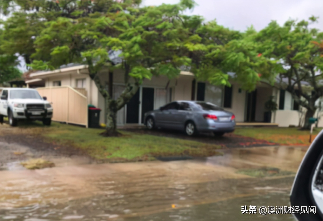 大雨狂风洪水轮番轰炸！昆州东南部多数海滩已关闭