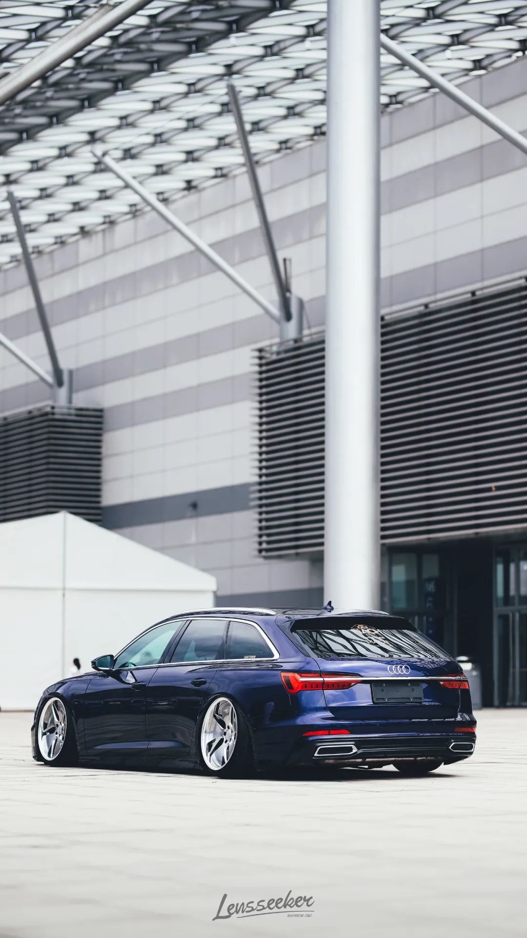 The meaning of the station wagon is not only to and play