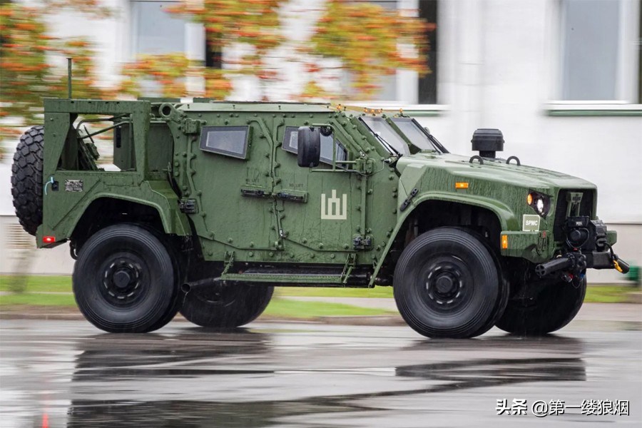 The Lithuanian Armed Forces show off its new joint light tactical ...