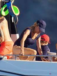 Brigitte and Macron island vacation The 68 year old has a great