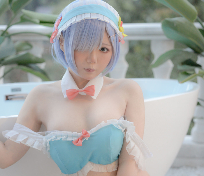 肉感榨汁机！重口味coser妹子《きょう肉肉》对自己下狠手！