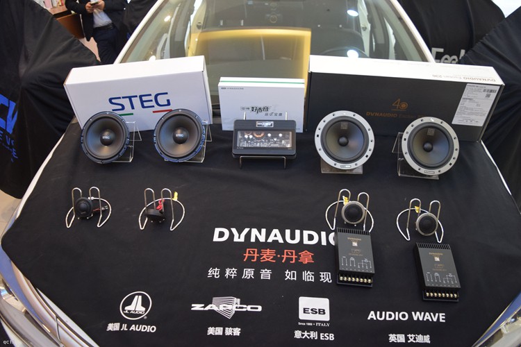 Wonderful sound by the side, refreshing the heart Corolla car audio