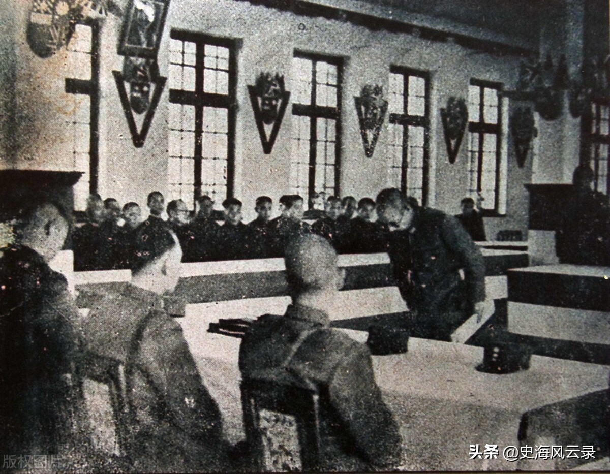 After Emperor Hirohito announced his unconditional surrender, did the