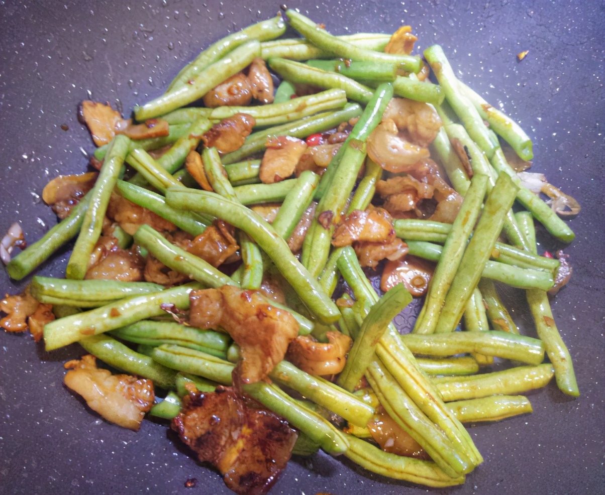 There is a knack for making bean curd noodles, this is not sticky and
