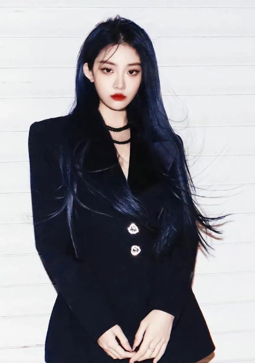 Little gossip, Jing Tian, Xie Na, Zhang Xiaofei - iNEWS