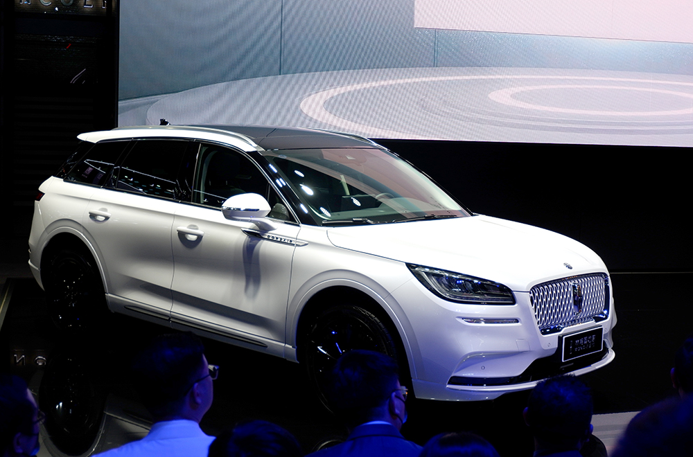 Auto Show In addition to the Adventurer PHEV with fuel consumption as