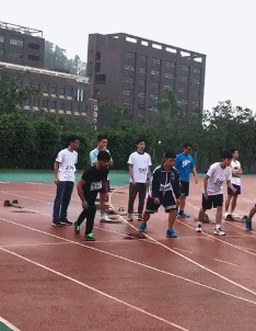 有意思的GIF：这个男友是货真价实的，而且很有味道