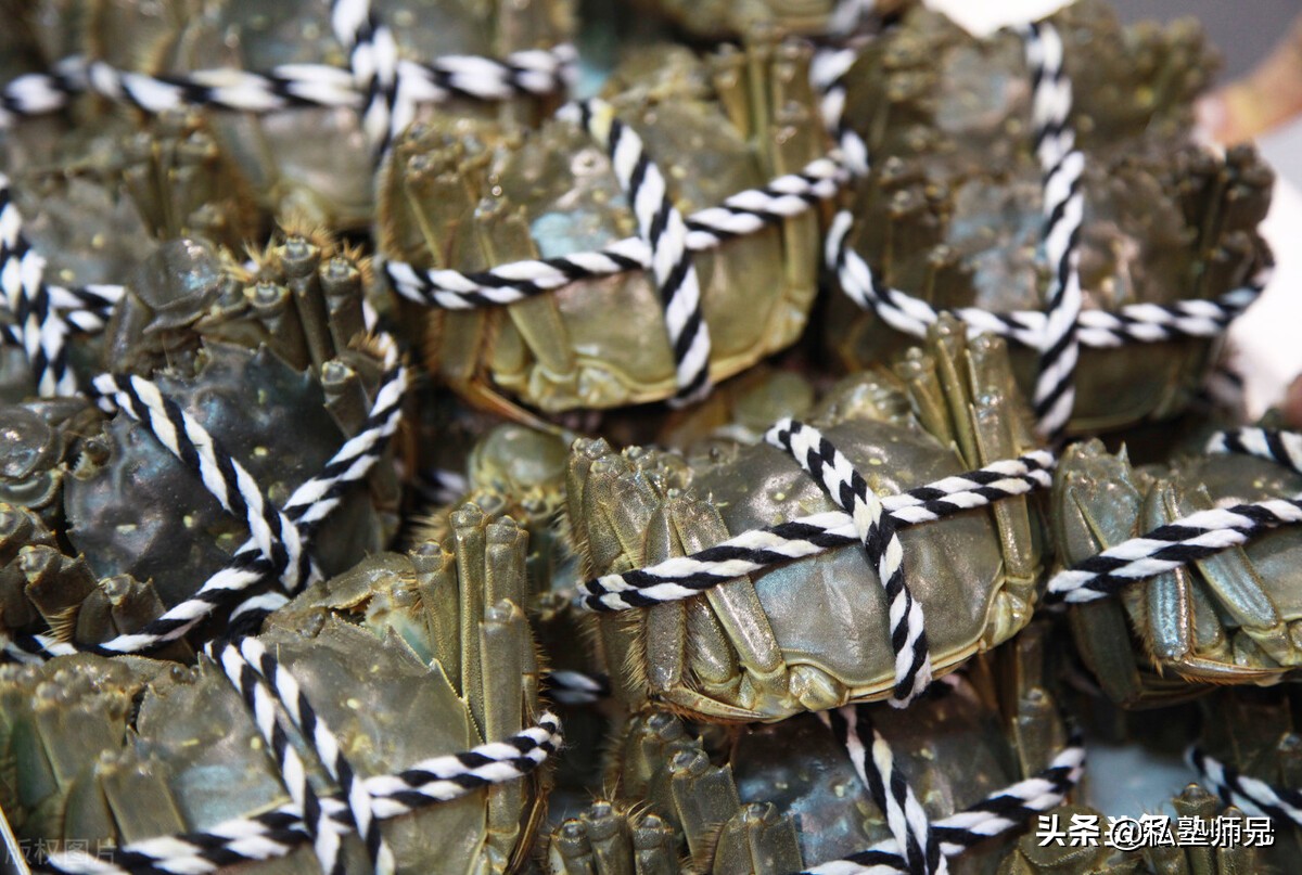 Steam crabs in a pot under cold water or hot water?How long does it take to steam?Keep in mind 3