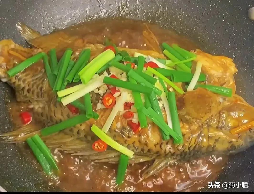 Tilapia is not fishy or muddy when eaten like this, and the taste is